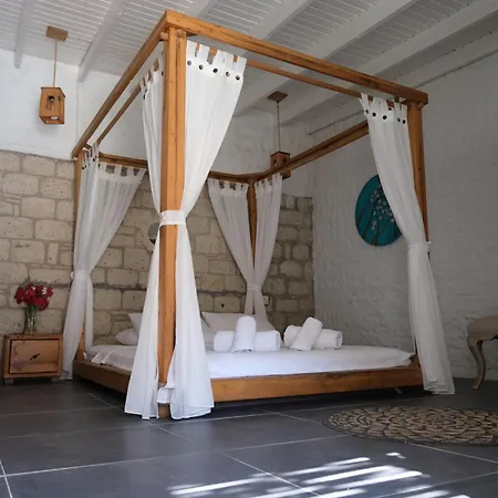 Rikas Boutique Alacati