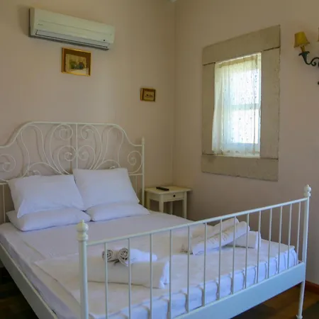 Rikas Boutique Ξενοδοχείο *