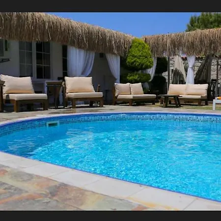 Rikas Boutique Αλακάτι